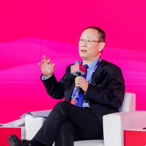 王一鸣：未来全球通胀、债务、利率变量相互交织 债务风险持续攀升 ...