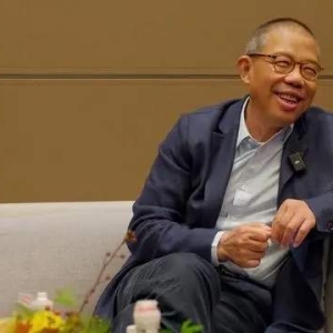 钟：褚时健非常值得尊敬！对云南的贡献令人望尘莫及，他当年的税收改变了整个云南省 ...