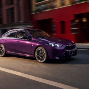 BMW 2系四门轿跑车全系车型上市 售25.99万元起