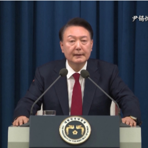 未来48小时是关键！尹锡悦将被转移至首尔拘留所，是否会下台？ ...