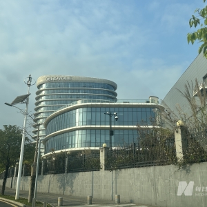 实探｜人员已正式入驻 产线尚未运转 柔宇显示产业园进入“惠科时代” ...