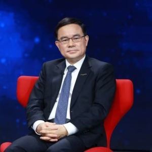 对话长安汽车董事长朱华荣：未来五年，中国车企对海外投资风险较大 ...