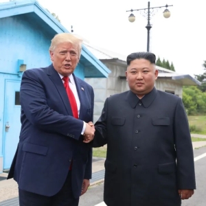 特朗普：有计划与金正恩重建关系