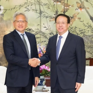 龚正会见黄仁勋