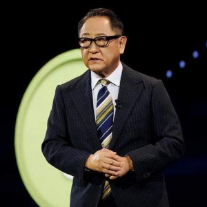 丰田汽车宣布260亿美元收购私有化丰田工业公司，生产叉车、发动机、电池和转换器！交 ...