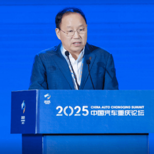 赛力斯汽车董事长张兴海：内卷式竞争危及供应链稳定！安全事故会动摇消费者信心，是我 ...