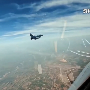 中国战机巴黎吸睛 歼