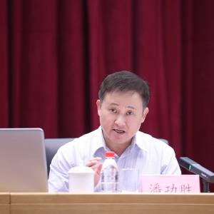 央行：继续实施好适度宽松的货币政策