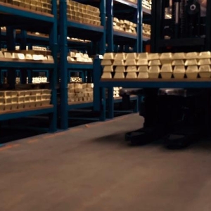 黄金分析：特朗普与财长贝森特为看涨行情添了把火