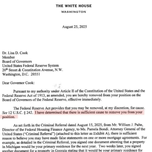 特朗普首开美国历史先河：公然罢免美联储理事！