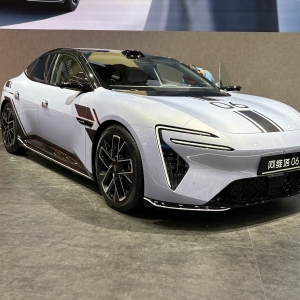 车展速递｜长安汽车加码增程车市场  阿维塔06 Ultra增程版、猎手K50上市 ...