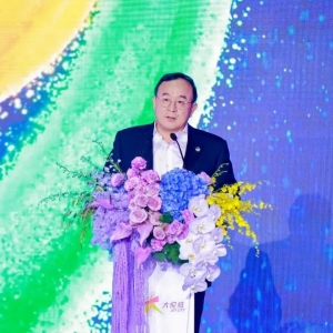 探察央国企半年报 | 大悦城：姚长林赌对了什么？