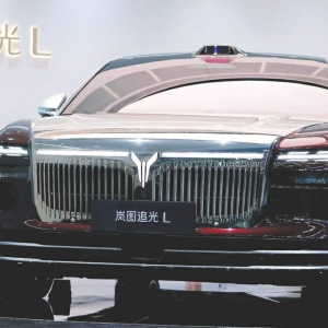 卢放揭秘岚图赴港上市背后：恰好站在历史的关键节点上