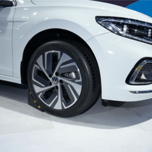 锦湖轮胎助力成都车展，以科技绘就未来出行新图景