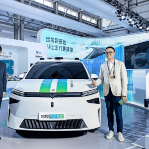 哈卓钋白傲坎Robotaxi车型发布，2027年将部署超5万辆
