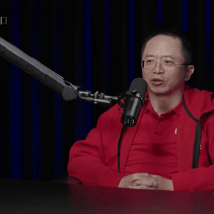 周鸿t诠释360“甘当配角”战略：符合国家定位，赋能传统行业 ...