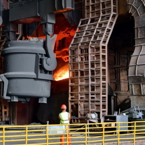 以主要排放企业为重点 钢铁水泥铝冶炼行业配额方案将出炉