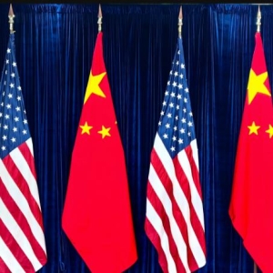 习近平同美国总统特朗普会晤开始