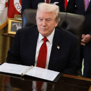 美国总统特朗普宣布与礼来、诺和诺德达成协议：大幅降低减重药物价格，并将部分药物纳 ...