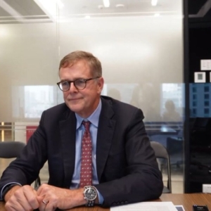 美国资管巨头最新发声：一直高配中国！