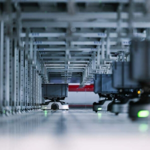 刘强东的一盘大棋：京东、机器人与固态电池