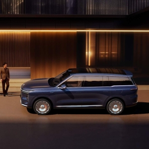 大6座SUV还能火10年？“9系俱乐部”大混战，没有赢家只有“卷王” ...