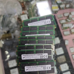 实探华强北：“一天几个价”！内存条炒成“黑金条”