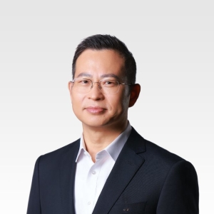 广汽集团：冯兴亚不再兼任总经理 x先庆接任