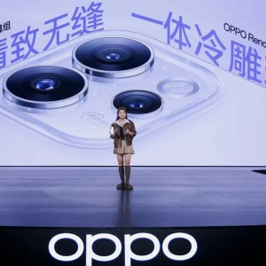 OPPO Reno15 系列正式发布，潮流实况玩法“超出圈”