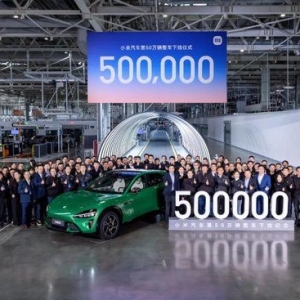 小米汽车第50万辆汽车下线，创全球最快纪录！小米集团CEO雷军最新发声：我们始终认为 ...