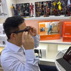 百度、阿里、小米加快布局！智能眼镜赛道爆火！关键转折点要来了？ ...