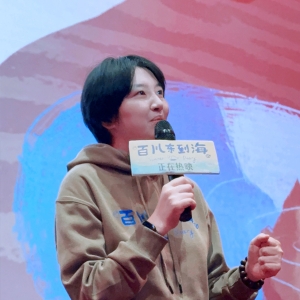 在沙漠中拍“大海”，导演吴双的“西天取经”路