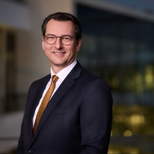 明年5月生效！宝马集团敲定新任“掌舵者”，米兰·诺德科沃奇将“接棒”齐普策 ...