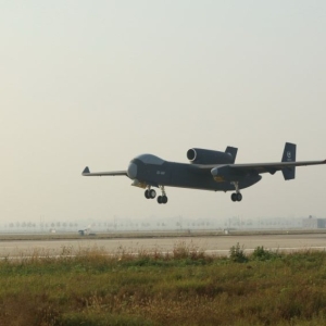 “九天”无人机成功首飞